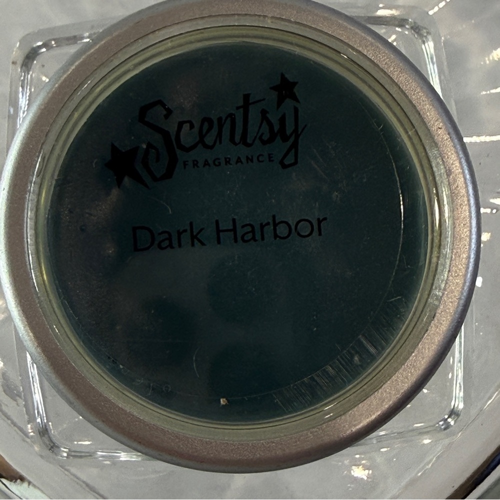 🆕 “Dark Harbor” Fragrance Gel – Deep Ocean Breeze & Amber Musk Scent